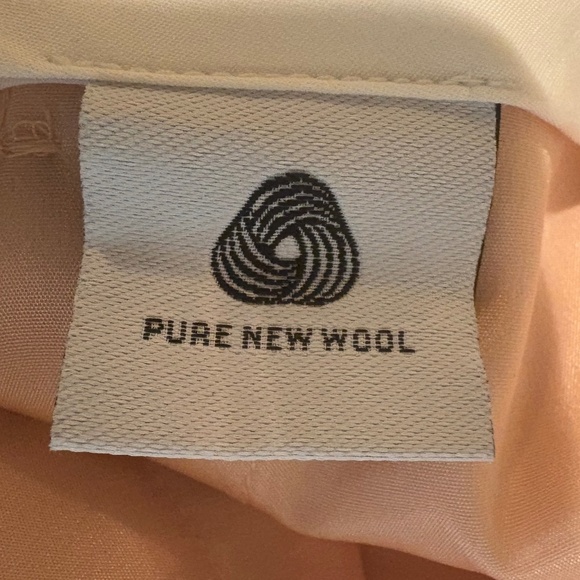 MaxMara Peach Dress Pants w/ Hidden Zipper, Button, and Eye/Hook Closure - Picture 10 of 14